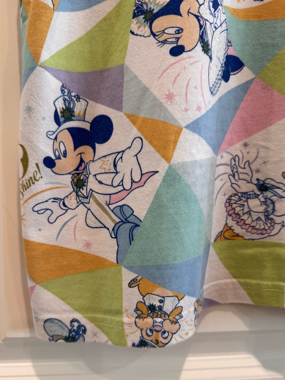 Limited Release Disney Tokyo Resort Mickey & Minnie & Friends Pastel Geometric T - Picture 6 of 6